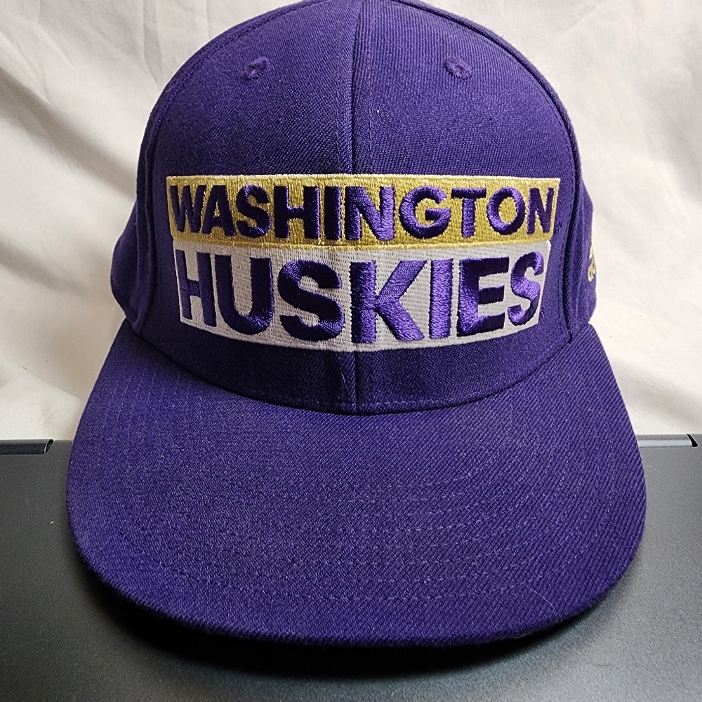 Purple Washington Huskies Cap